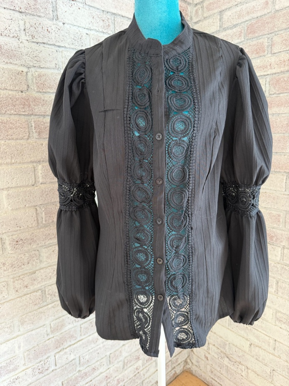 SHEIN Black Lace-Trim Button Down Blouse